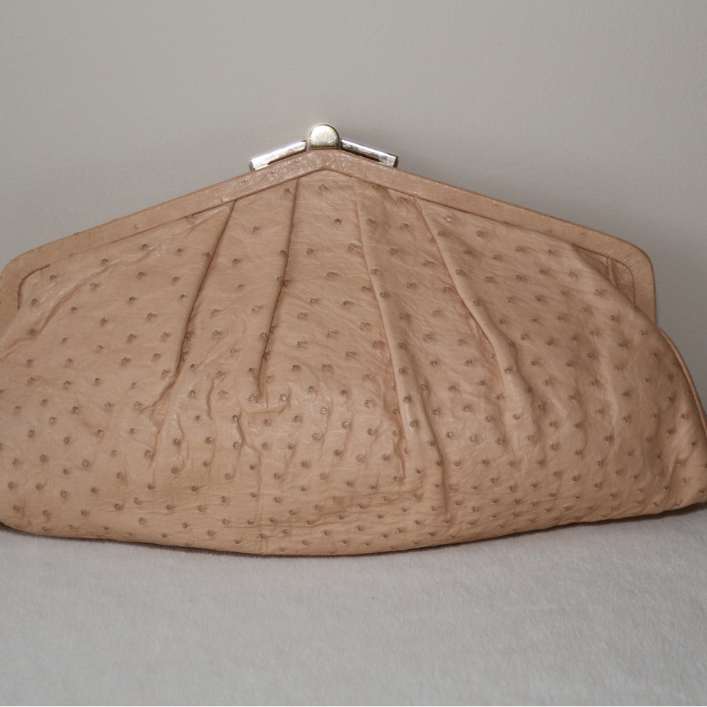 Rare! Authentic Analeena genuine Ostrich Clutch Made in Italy Rose Gold Like new - Picture 2 of 14